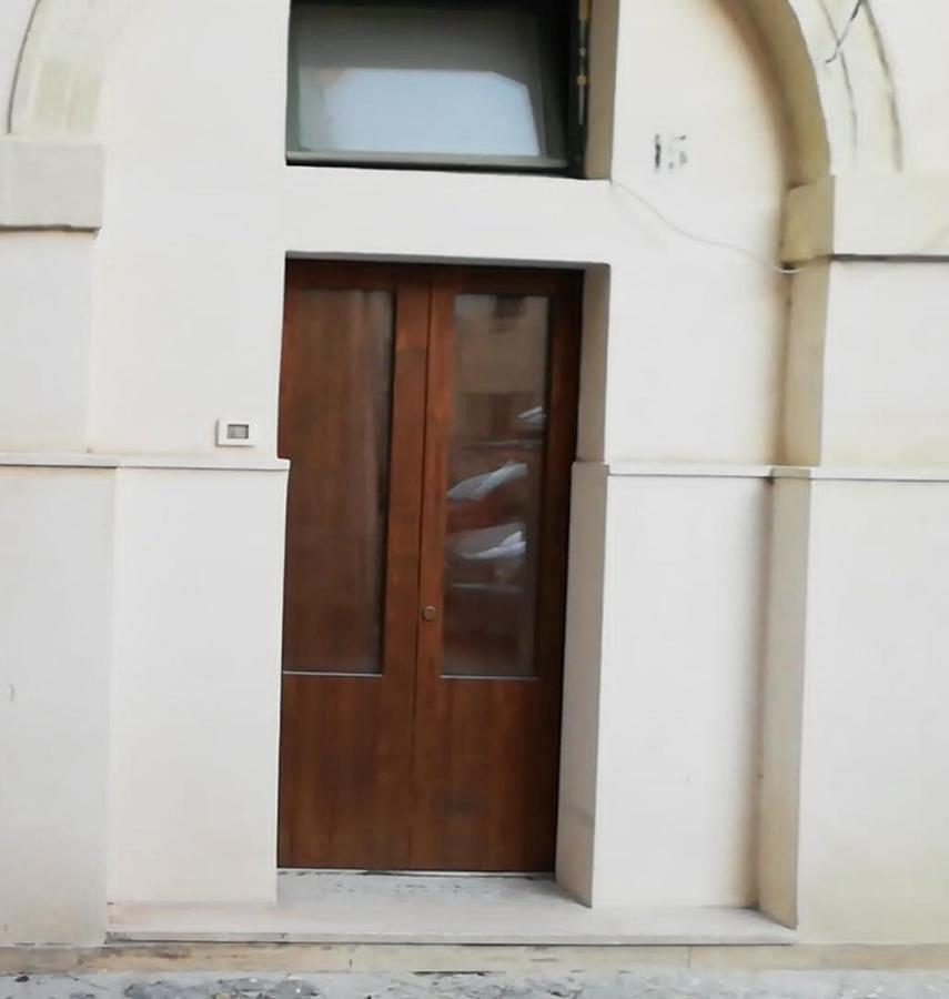 Dimora Salentina Via Scarambone Lecce 아파트 외부 사진